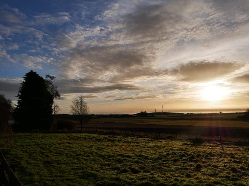 Surrounding area | Barn Owl Cabin - Redroofs Retreats, Forfar