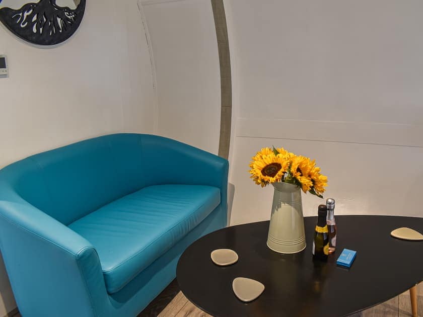 Open plan living space | The Hobbit House, Hastingleigh, near Ashford