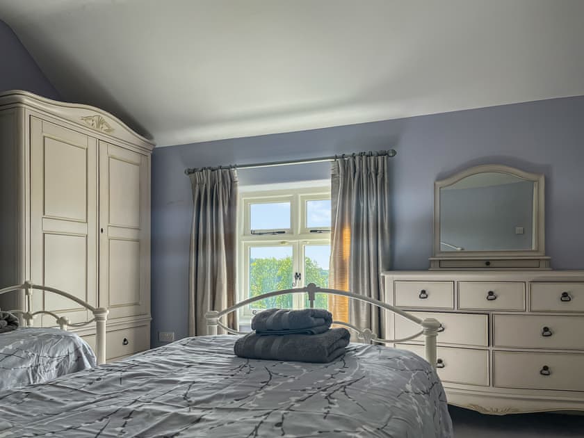 Twin bedroom | Acacia Cottage, Bolehill, Matlock