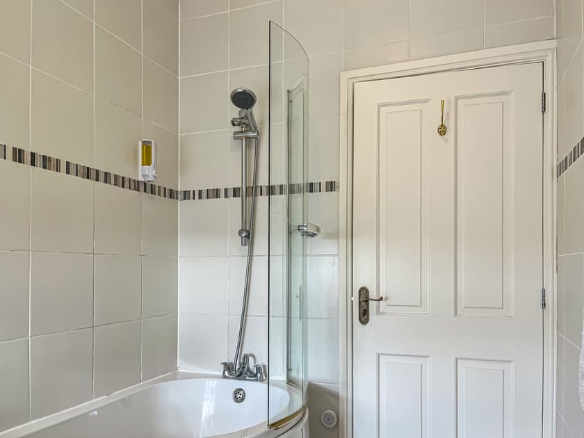 Bathroom | Acacia Cottage, Bolehill, Matlock