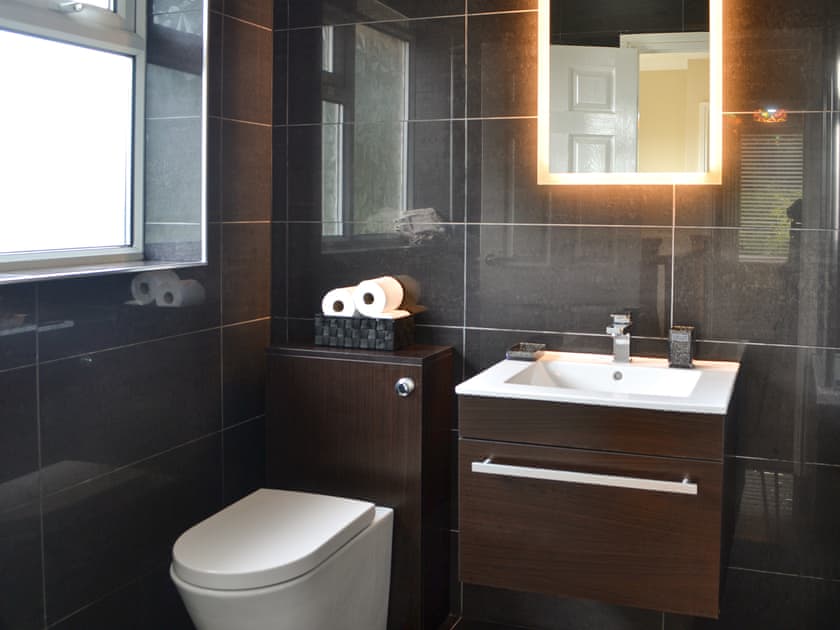 Bathroom | Oceans 44, Bridlington