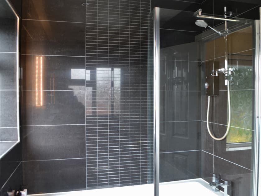 Bathroom | Oceans 44, Bridlington