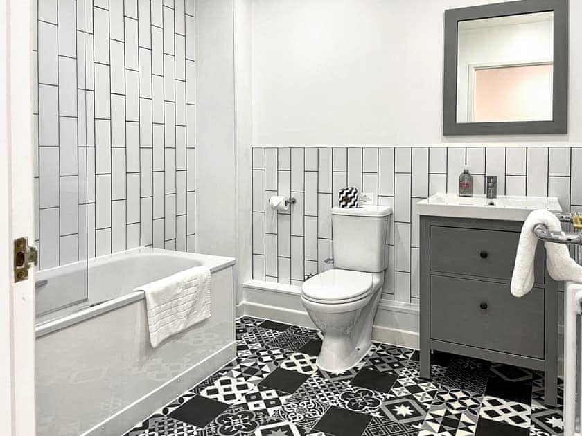 Downstairs en-suite | Stourhead - Moorleaze, Witham Friary, Frome