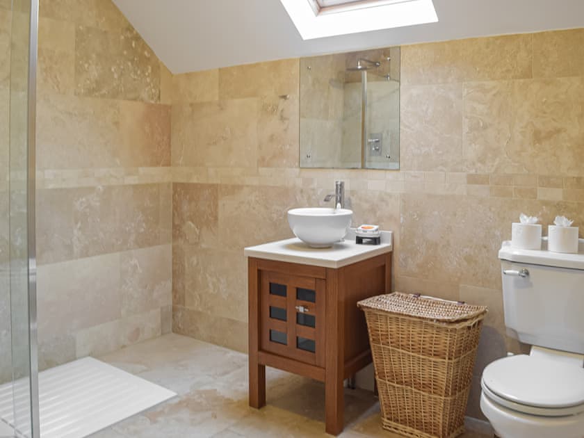 Bathroom | Maes Ernin, Mathry, near Fishguard
