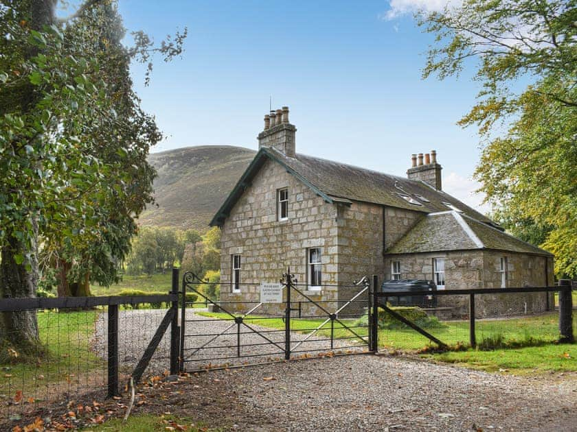 Exterior | Gleneffock Farmhouse, Glenesk, near Brechin