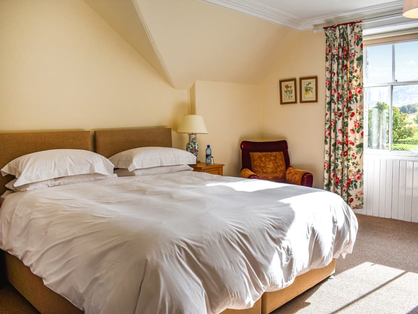 Double bedroom | Gleneffock Farmhouse, Glenesk, near Brechin