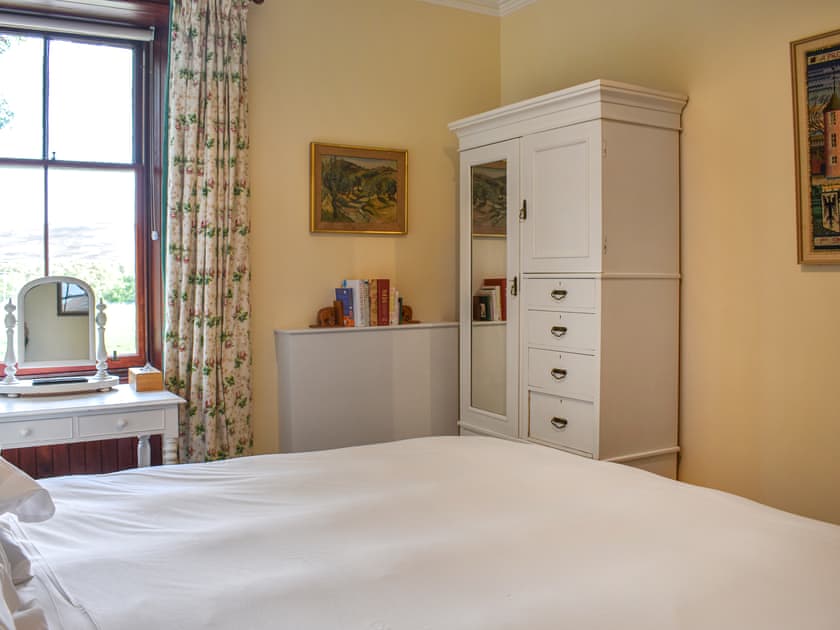 Double bedroom | Gleneffock Farmhouse, Glenesk, near Brechin