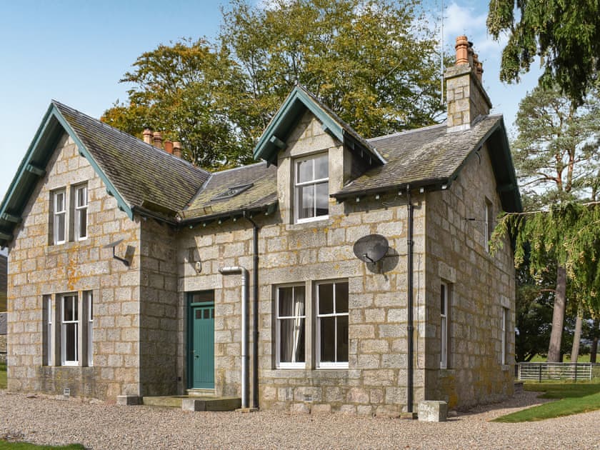 Exterior | Gleneffock Farmhouse, Glenesk, near Brechin
