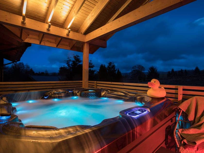 Hot tub | Herdwick Lodge - Artlegarth Lodges, Ravenstonedale, near Kirkby Stephen