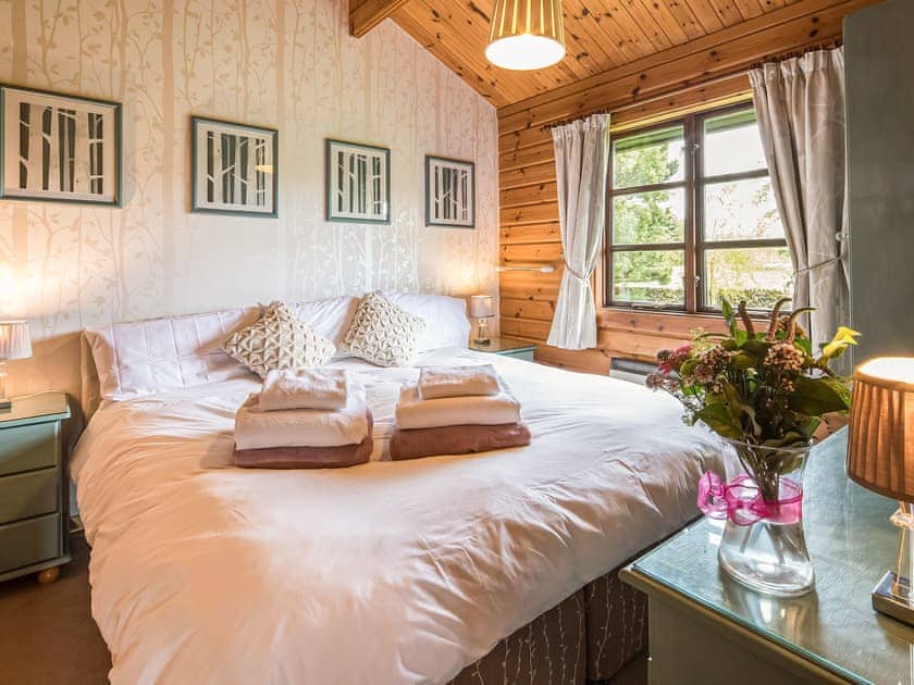 Double bedroom | Lapwing Lodge - Artlegarth Lodges, Ravenstonedale, near Kirkby Stephen