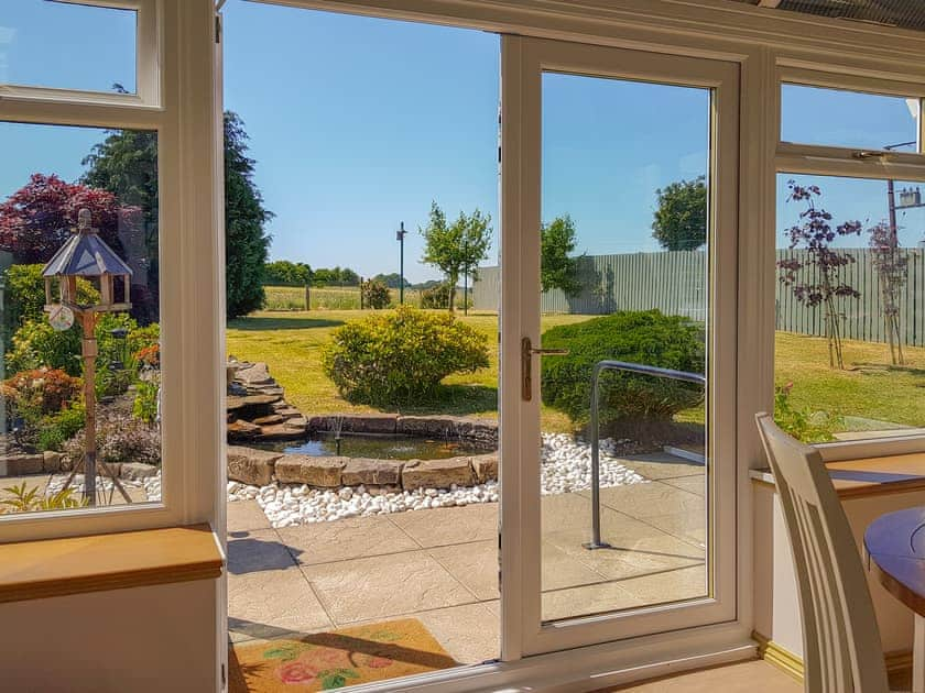 Dining room | Hilton Farm Steadings, Dunfermline