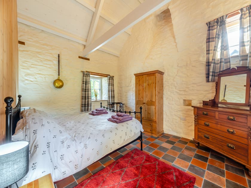 Double bedroom | Penpompren, Blaenpennal, near Aberystwyth