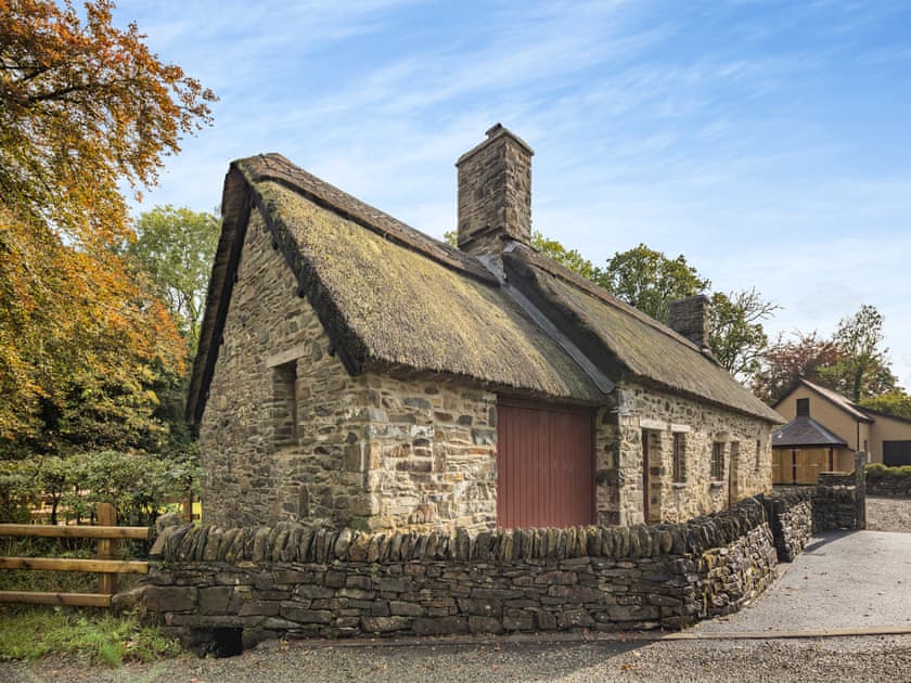 Exterior | Penpompren, Blaenpennal, near Aberystwyth