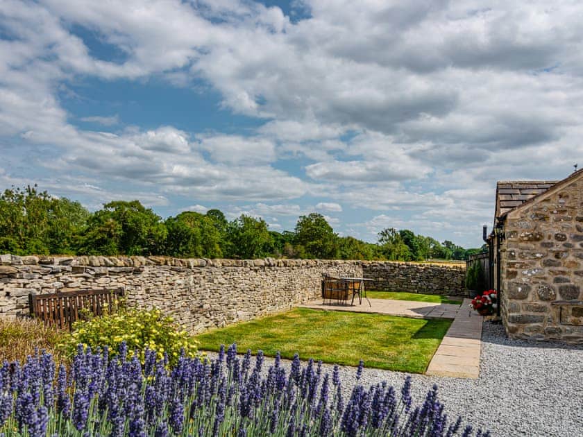 Exterior | Curlew Barn, near Middleham, Leyburn