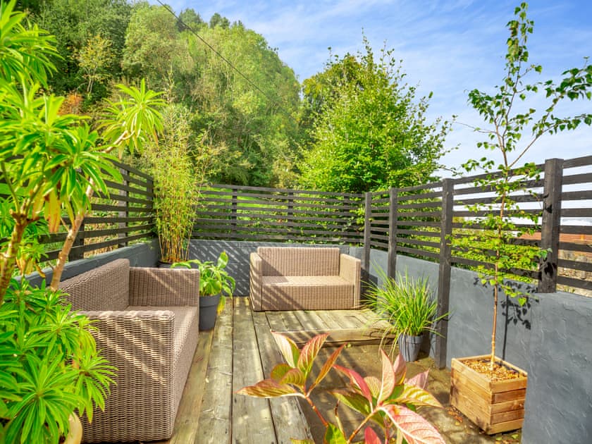 Sitting-out-area | Yr Allt, Abergele
