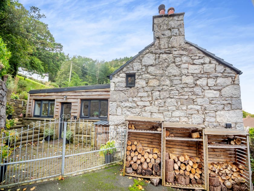 Exterior | Yr Allt, Abergele