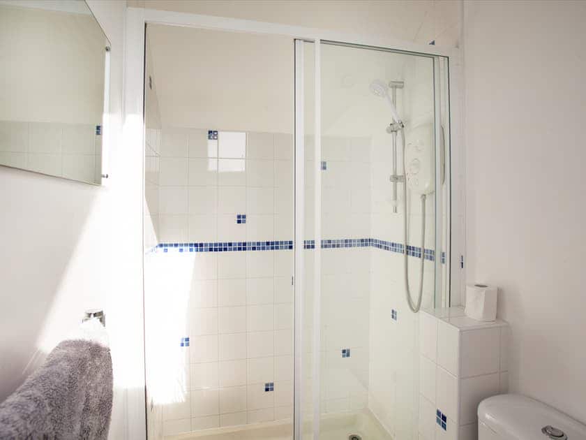 Bathroom | Harmur, Hope Cove, near Kingsbridge