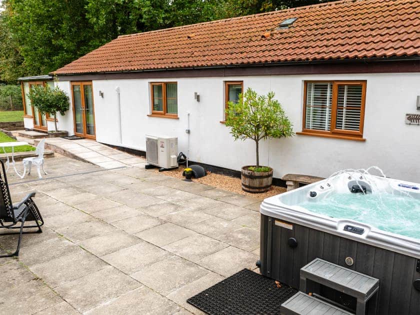 Hot tub | Bay Cottage, Boughton, near Downham Market