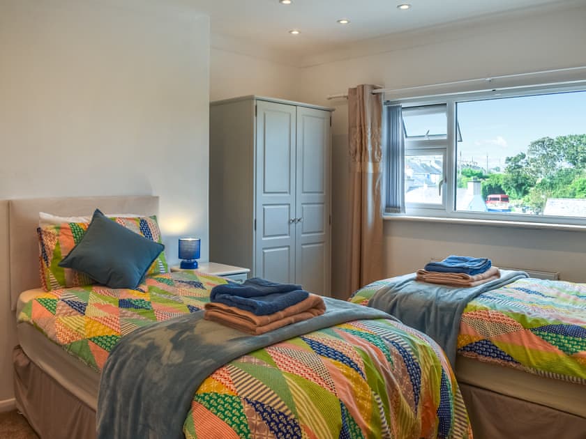 Twin bedroom | Wylandre, Amlwch