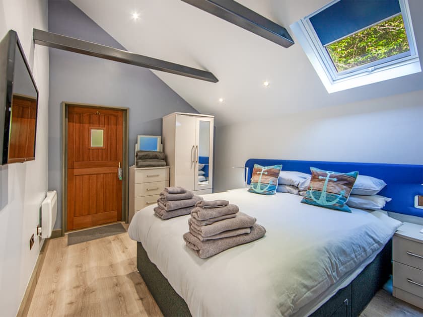 Double bedroom | Dundonald Landing - Palm 2 - Dundonald Landings, Oban