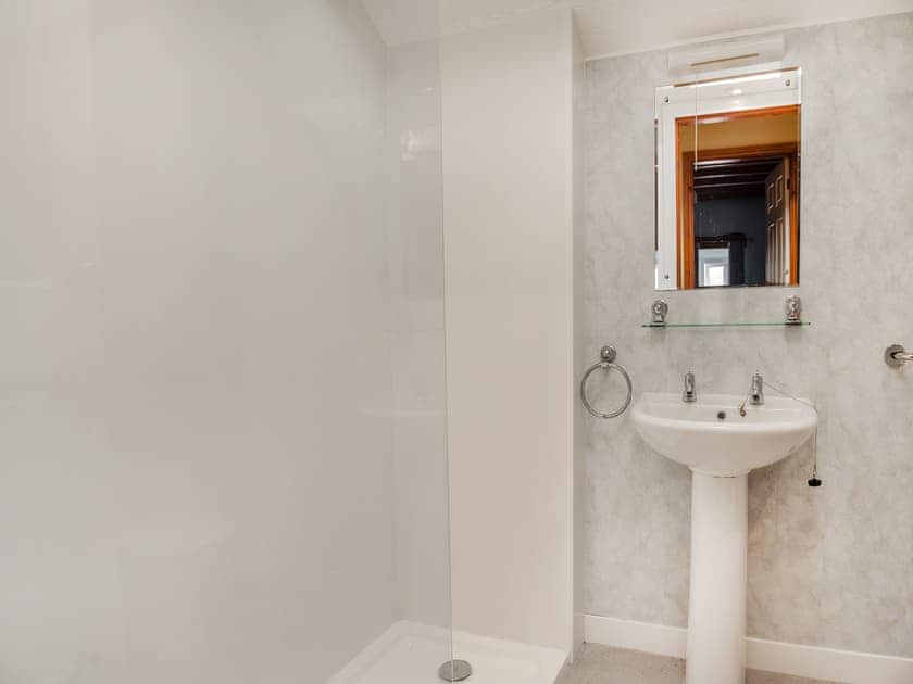 Bathroom | Ty Canol, Rhiw, near Aberdaron