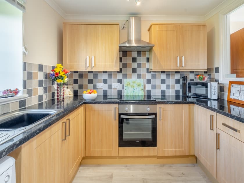 Kitchen | Hill Top Barn - Fair Isle Holiday Cottages, Newport