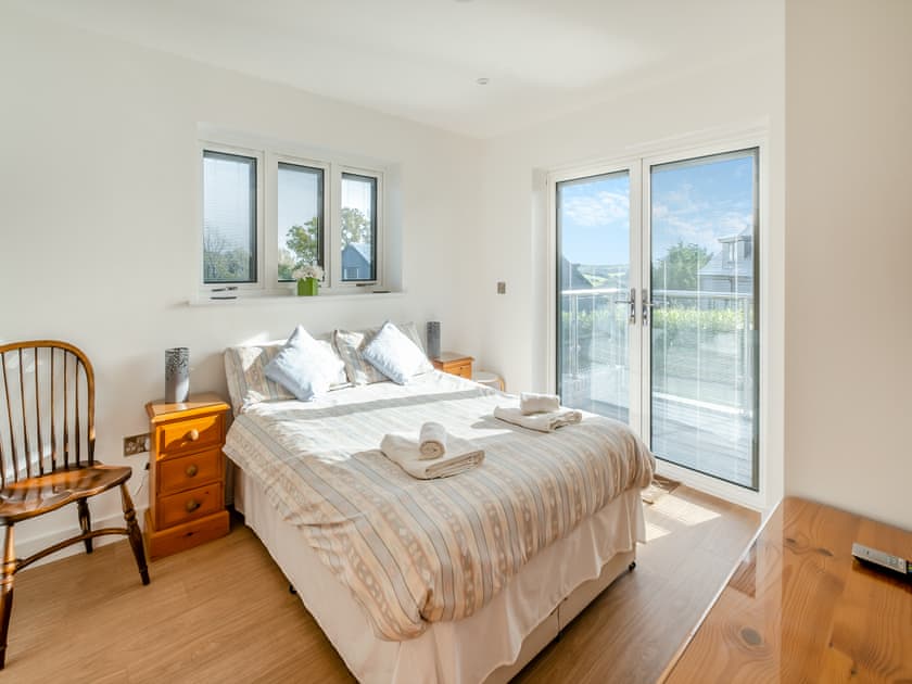 Double bedroom | Fisher - Fair Isle Holiday Cottages, Near Newport