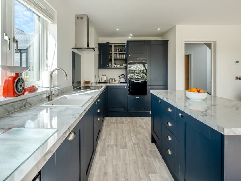 Kitchen area | Trafalgar - Fair Isle Holiday Cottages, Newport