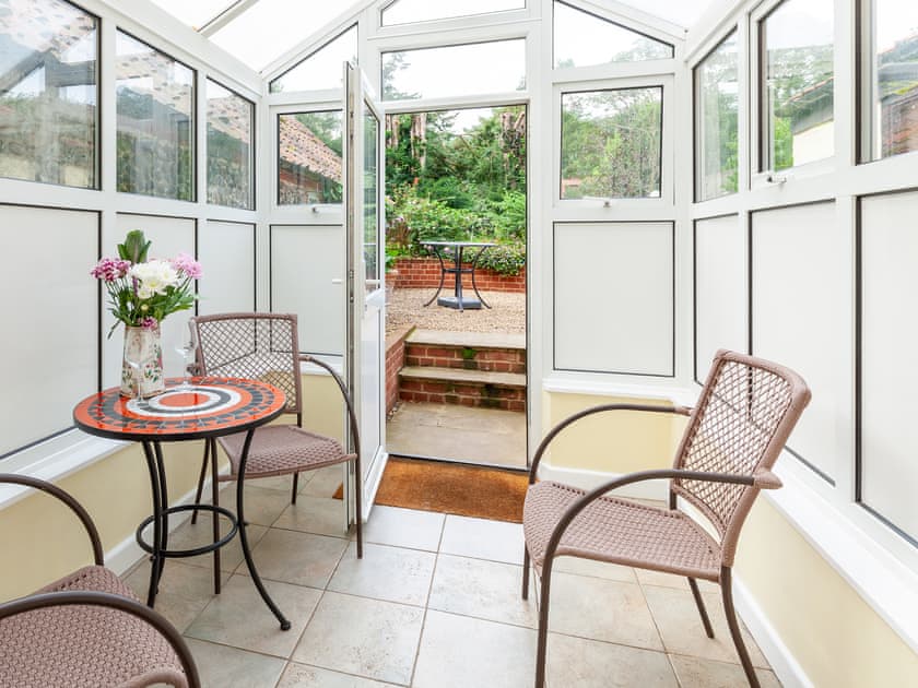 Conservatory | Colbridge Cottage, Docking, near Hunstanton