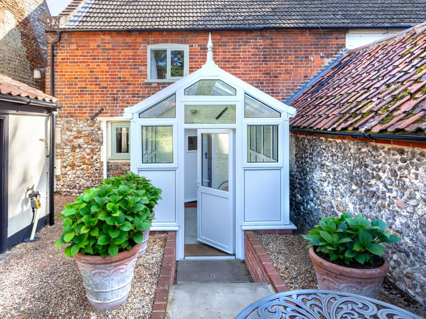 Conservatory | Colbridge Cottage, Docking, near Hunstanton