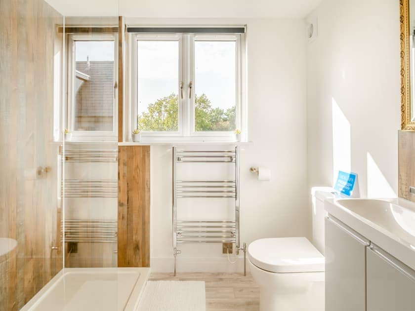 Shower room | Viking - Fair Isle Holiday Cottages, Newport