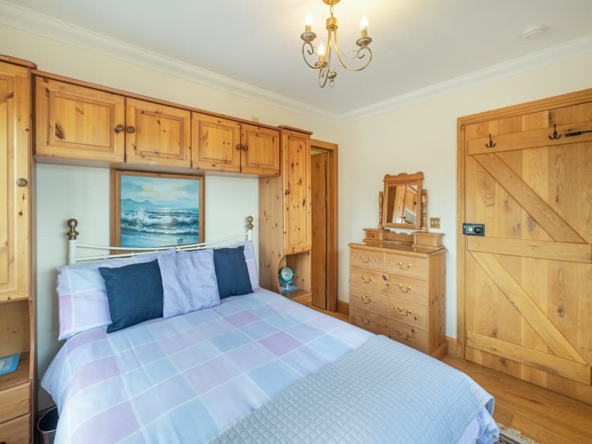 Double bedroom | Fair Isle Holiday CottagesFair Isle House, Newport