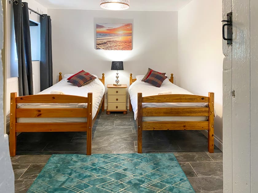 Twin bedroom | The Farmhouse, Pelcomb, near Newgale