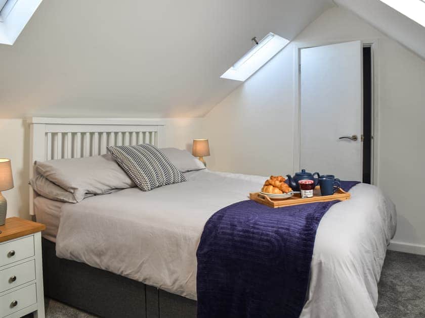 Double bedroom | 5 Coastguard Cottages, Caister on Sea