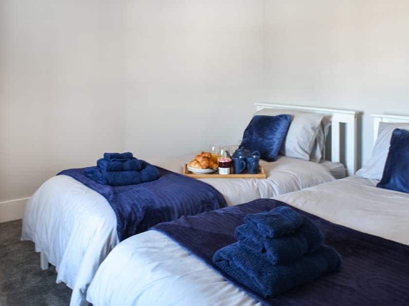 Twin bedroom | 5 Coastguard Cottages, Caister on Sea