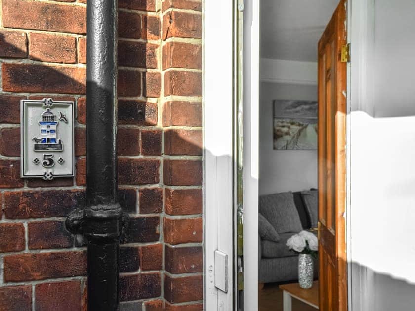 Exterior | 5 Coastguard Cottages, Caister on Sea