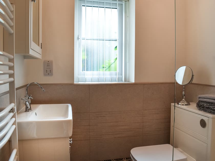 Bathroom | Mount Cottage, Tatham, near Lancaster