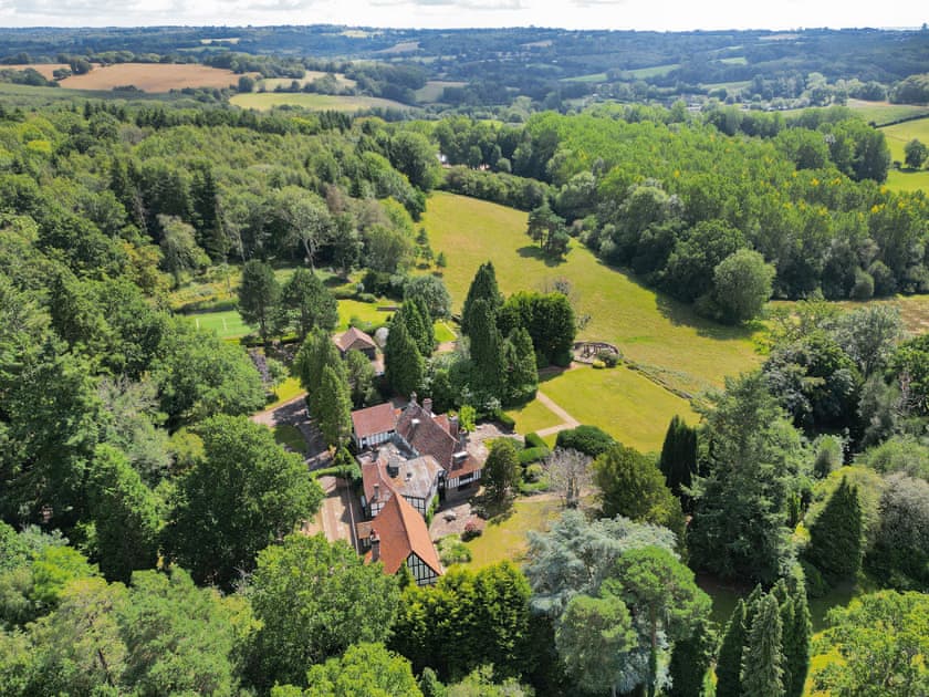 Setting | Ridge Hill Manor, East Grinstead