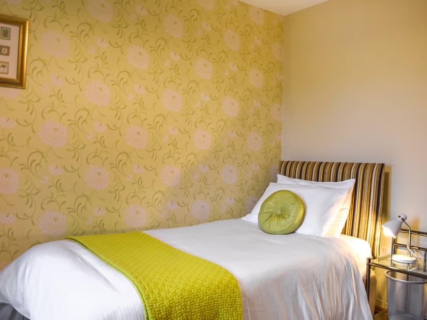 Single bedroom | Barn End - Hole House Farm Cottages, Pooley Bridge, nr. Ullswater