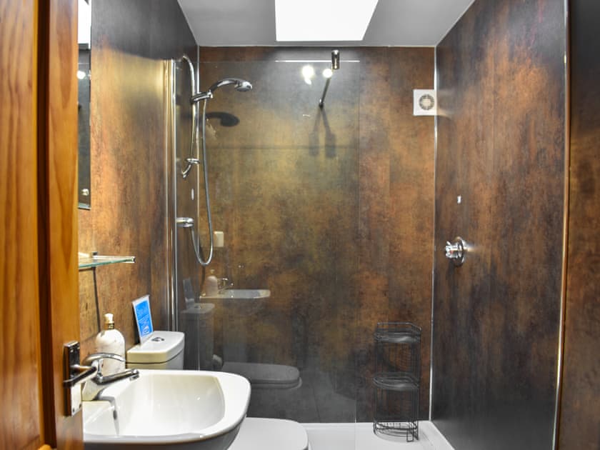 Shower room | Barn End - Hole House Farm Cottages, Pooley Bridge, nr. Ullswater