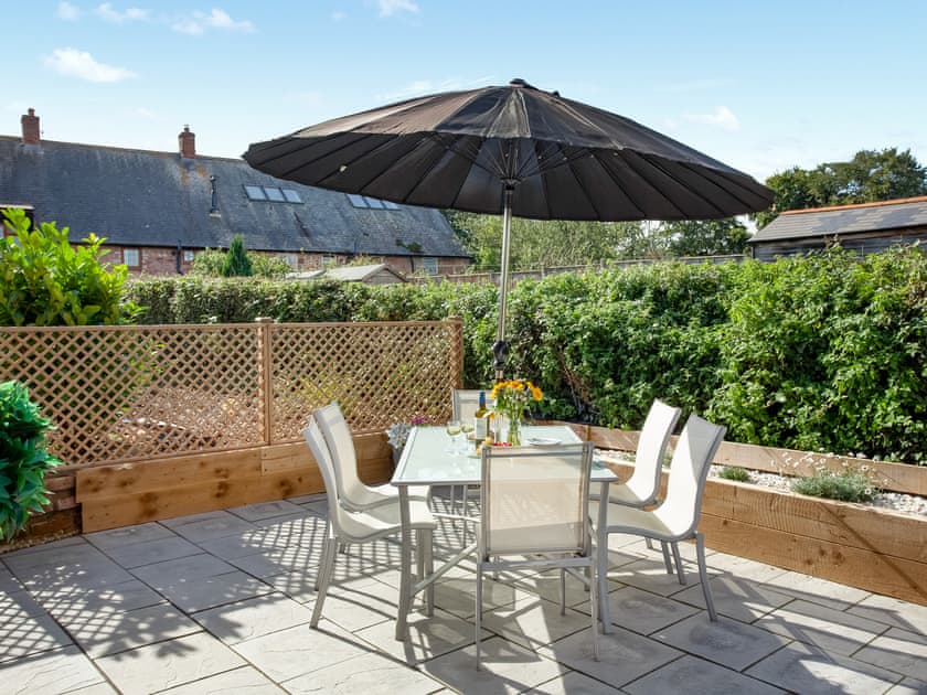 Outdoor eating area | Brook Cottage - Sunnyfield, Bilbrook, Minehead