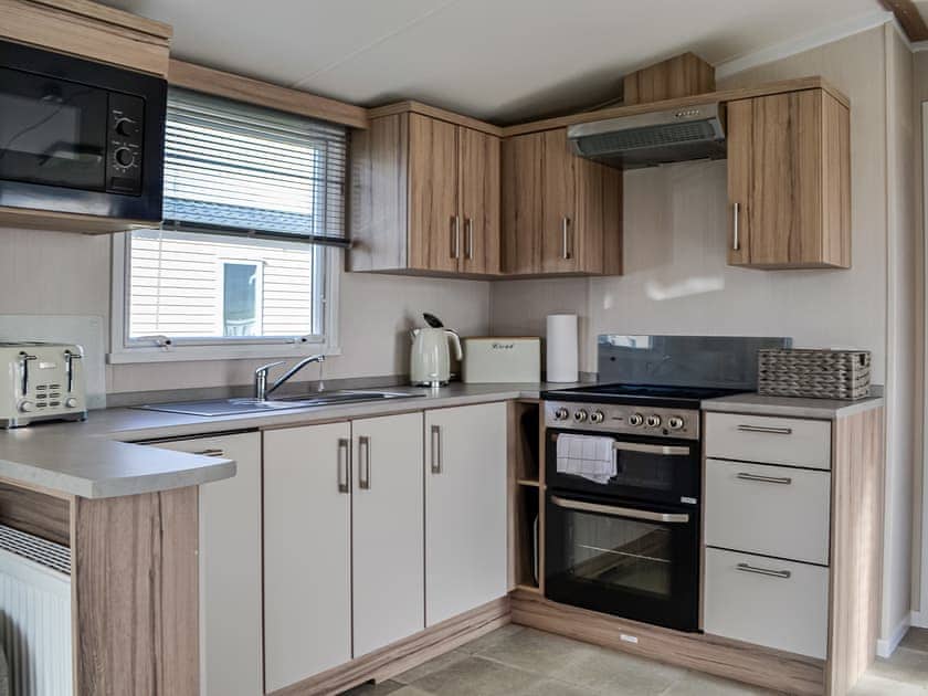 Kitchen | Merse Place 154 - Bonnie Escapes, Southerness