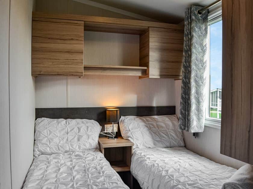 Twin bedroom | Merse Place 154 - Bonnie Escapes, Southerness