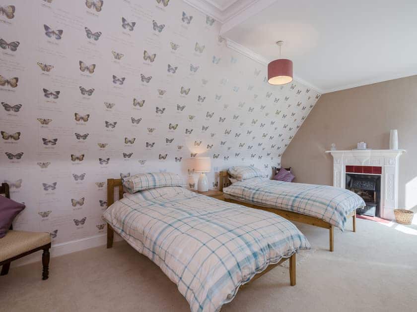 Twin bedroom | Albion House, Castle Douglas