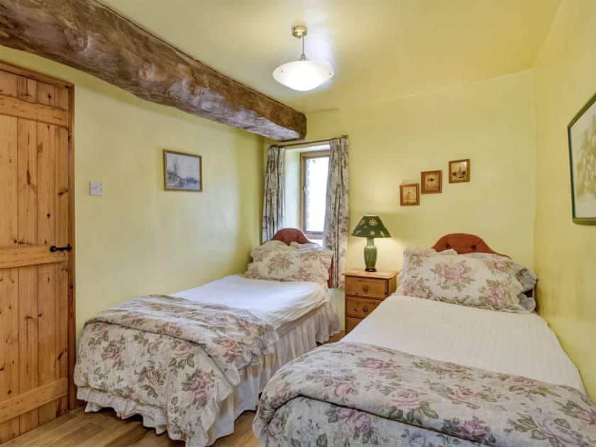 Twin bedroom | Winsford - Duddings Country Cottages, Timberscombe, near Minehead