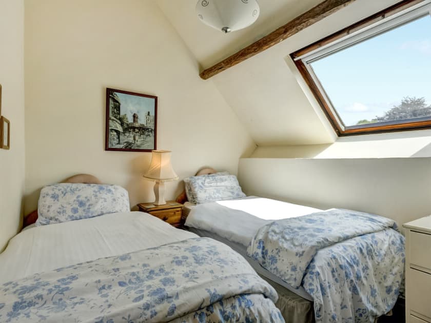 Twin bedroom | Bossington - Duddings Country Cottages, Timberscombe, near Minehead