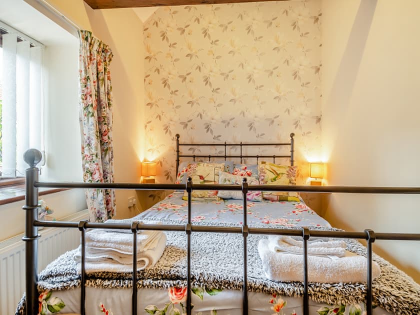 Double bedroom | Pear Tree Cottage, Banham