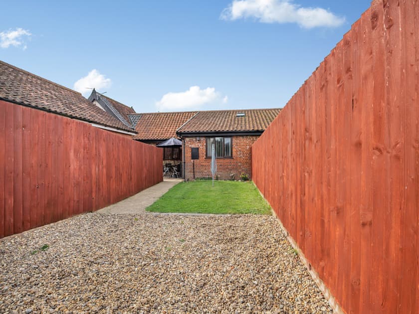 Garden | Pear Tree Cottage, Banham