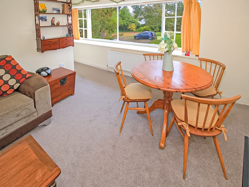 Dining Area | Treetops Flat, Porthmadog