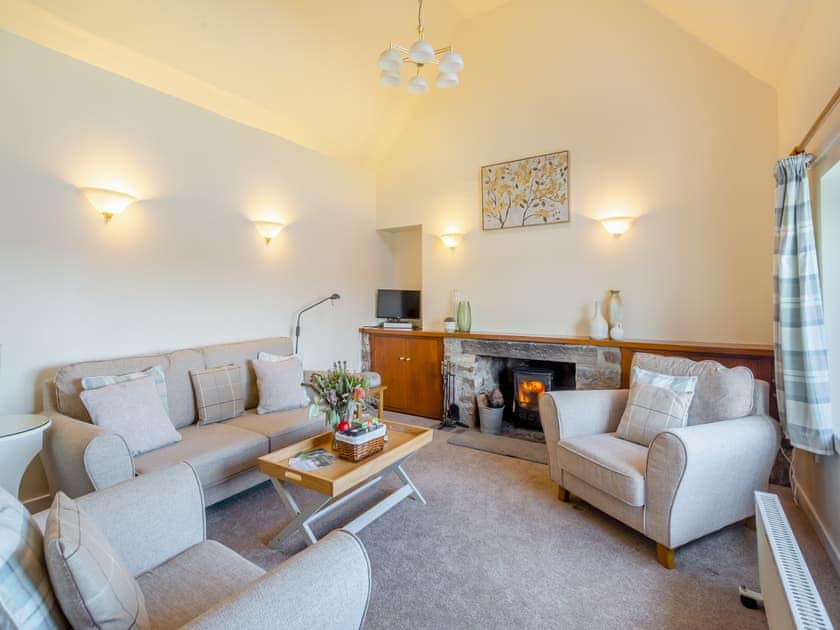 Living room | Bunloit Farmhouse - Bunloit Holidays, Drumnadrochit